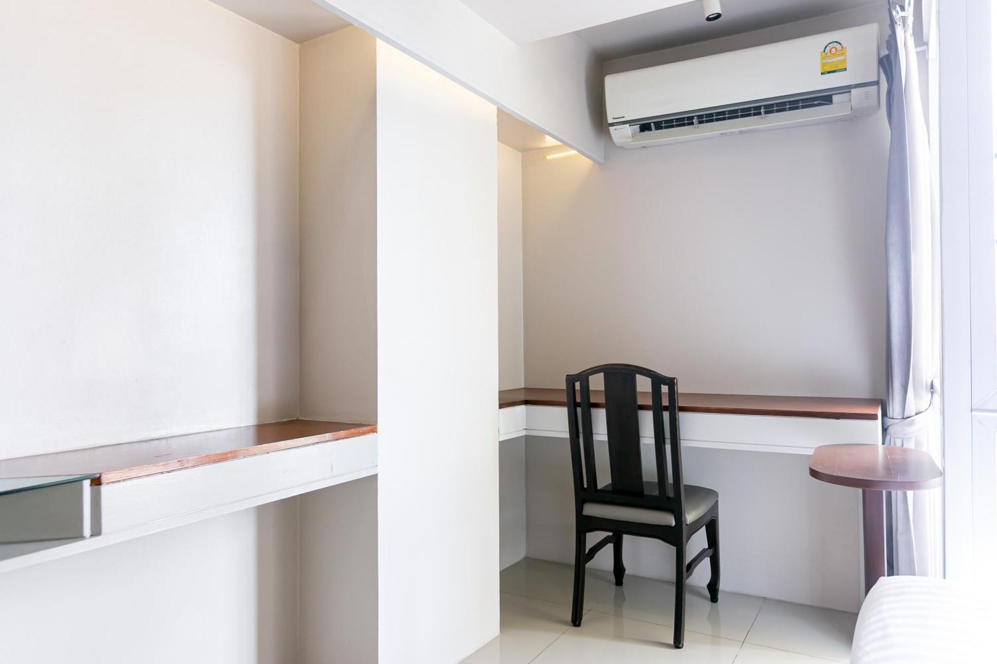 A Room Bangkok Sathorn Exterior photo