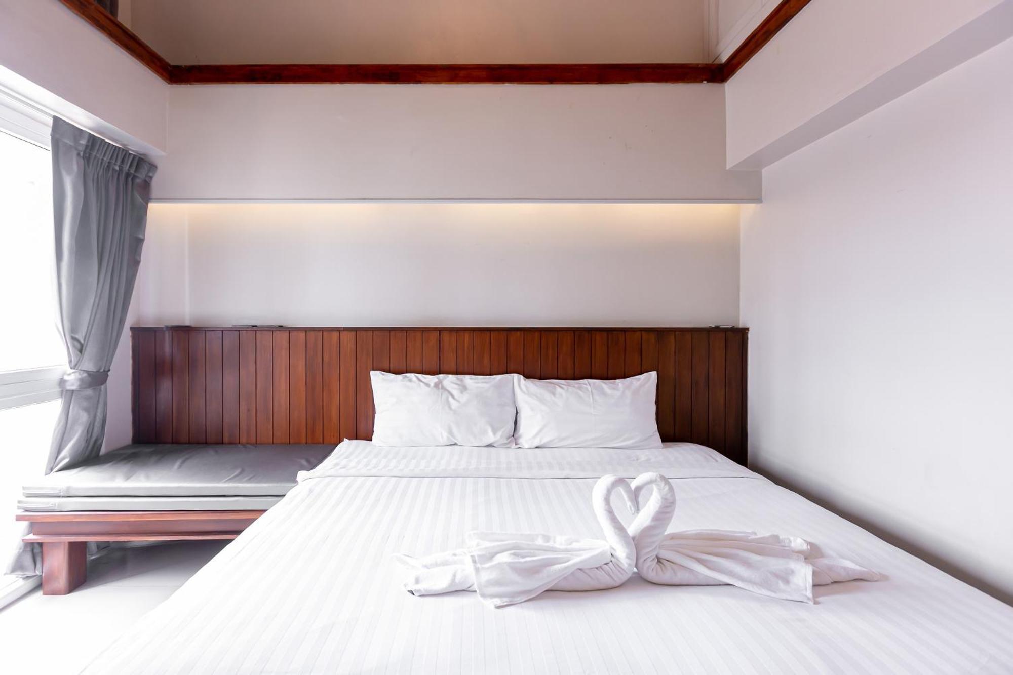 A Room Bangkok Sathorn Exterior photo