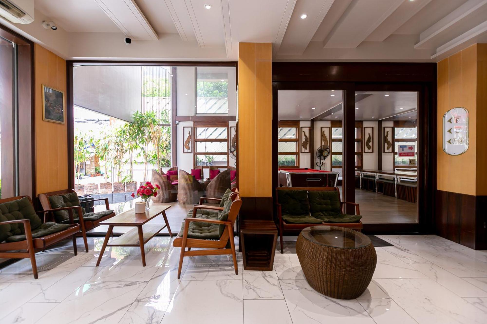 A Room Bangkok Sathorn Exterior photo