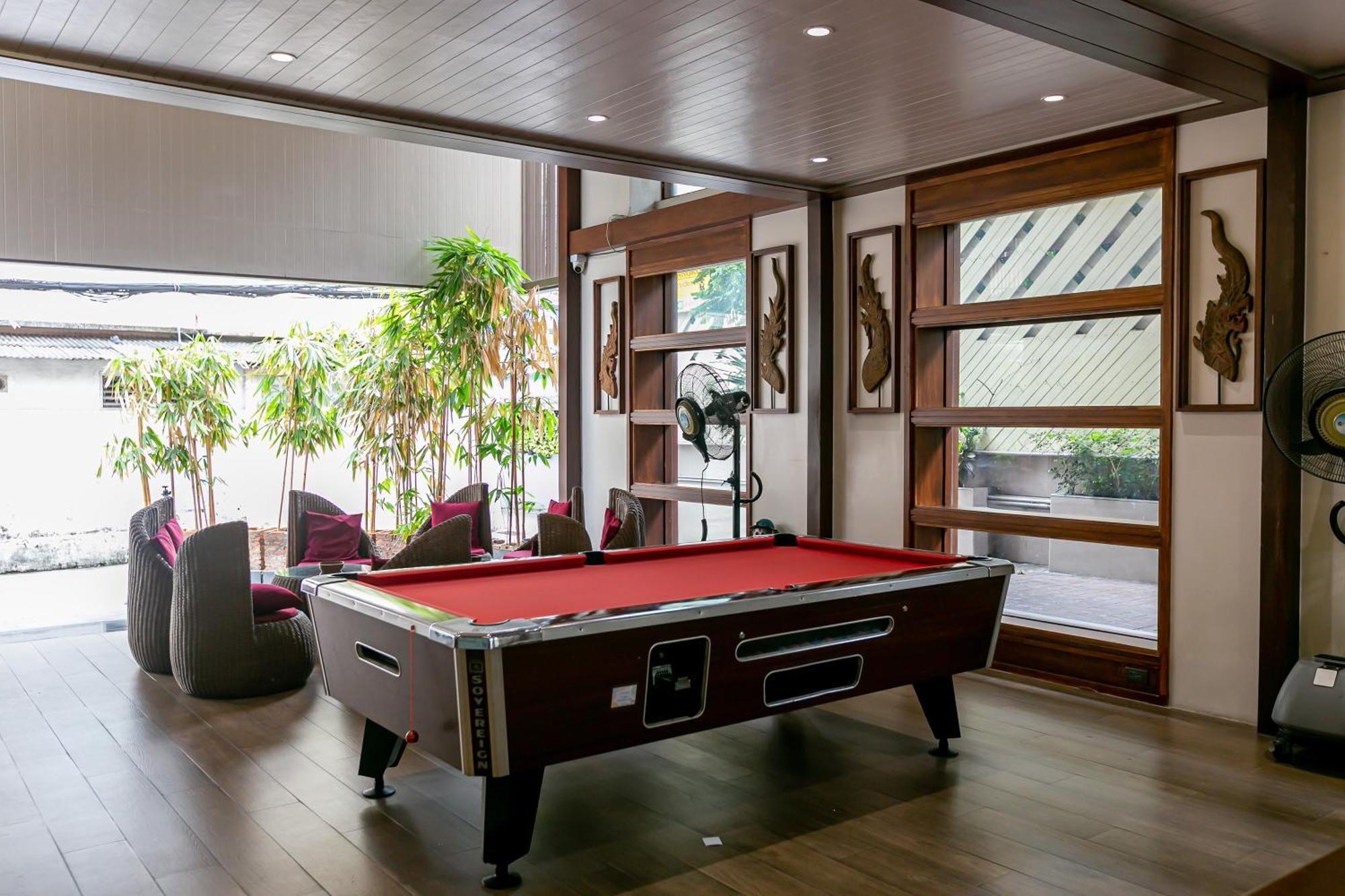 A Room Bangkok Sathorn Exterior photo