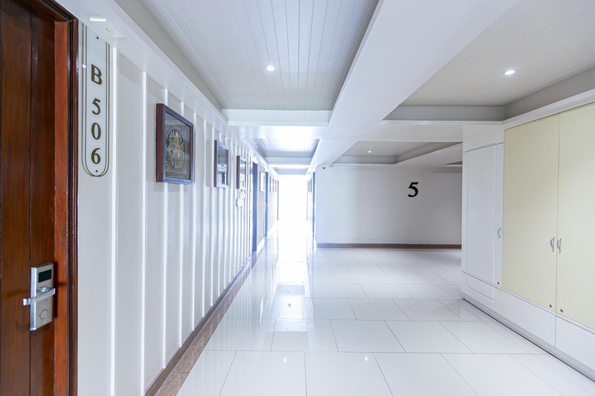 A Room Bangkok Sathorn Exterior photo
